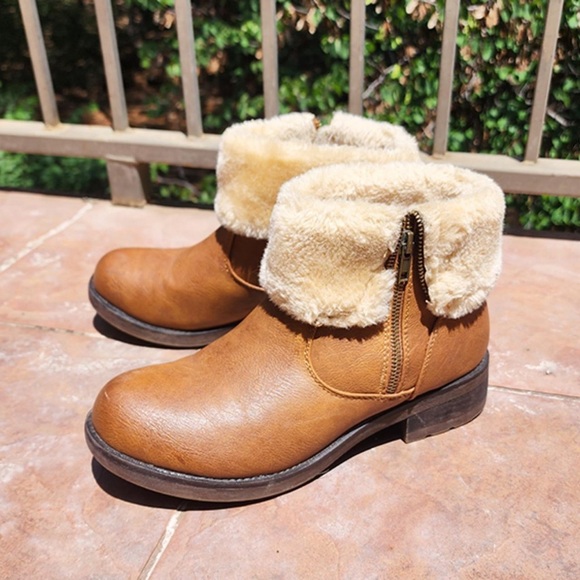 Kadi Maya brown synthetic leather booties Size 9 - Picture 1 of 9